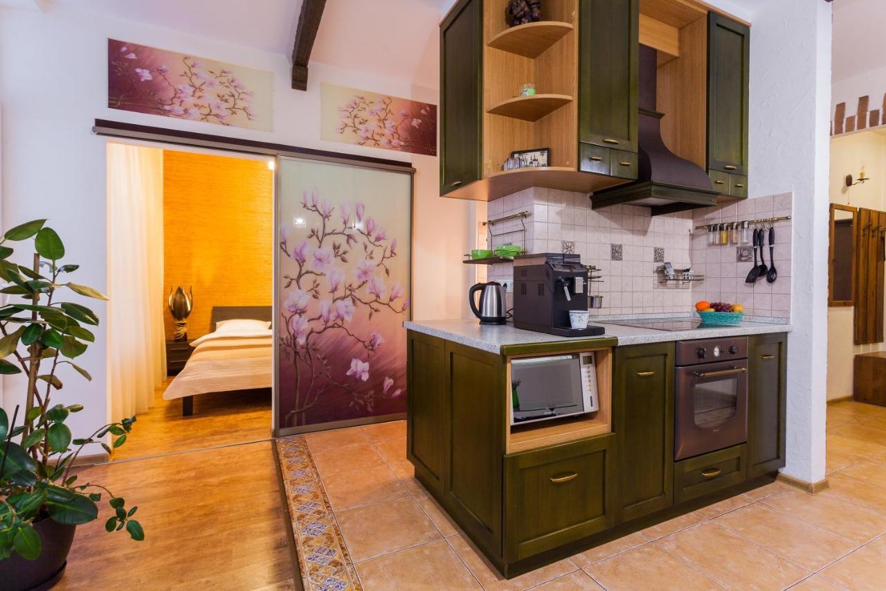 Navit Apartments With Breakfast, Near The Railway Station, The City Center, The Park Kyiv Exterior photo