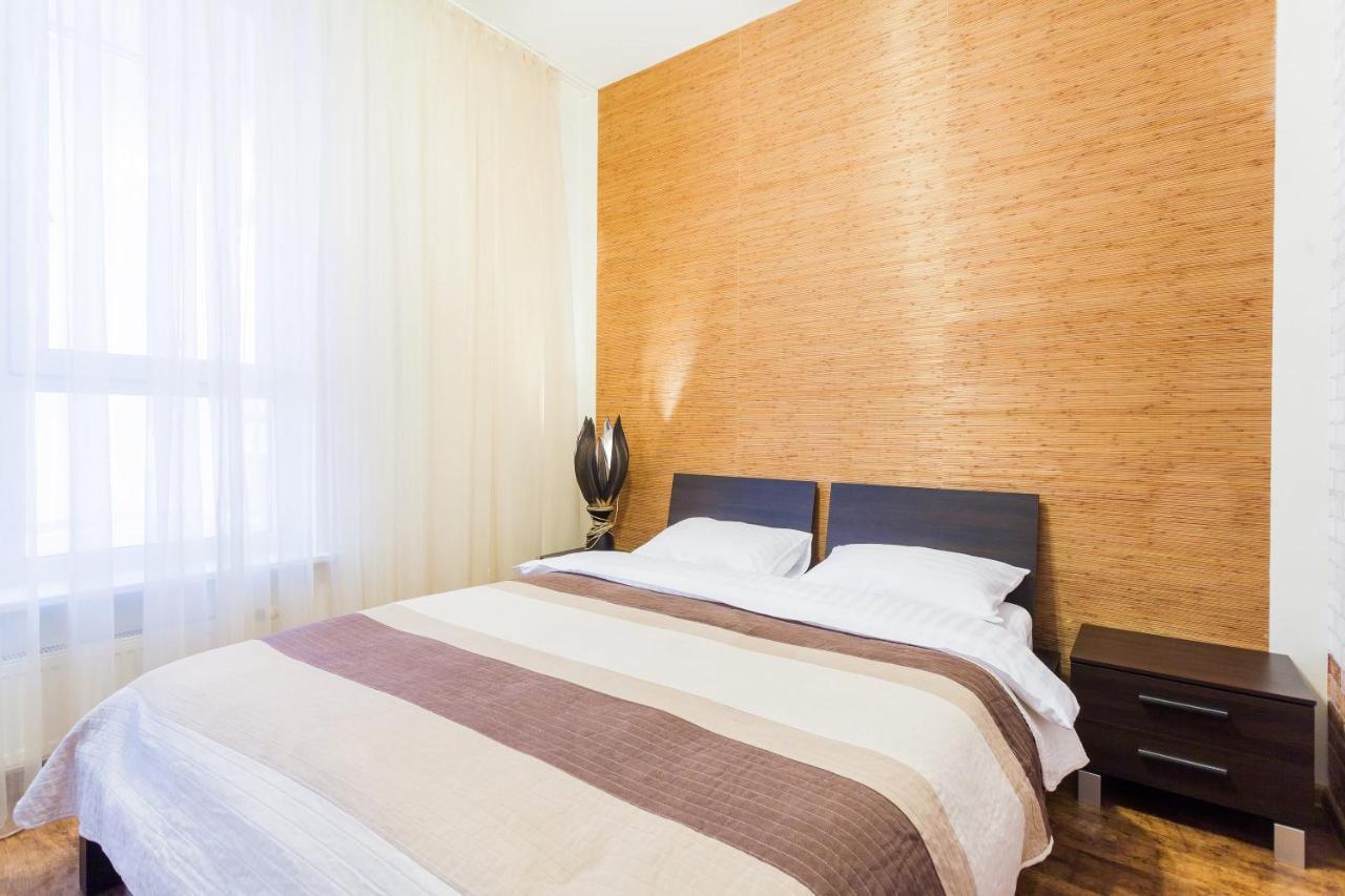 Navit Apartments With Breakfast, Near The Railway Station, The City Center, The Park Kyiv Exterior photo